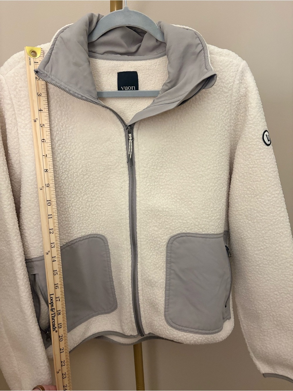 Women’s Vuori Cream Alpine Sherpa Zip Jacket with Light Gray Trim - Picture 5 of 6